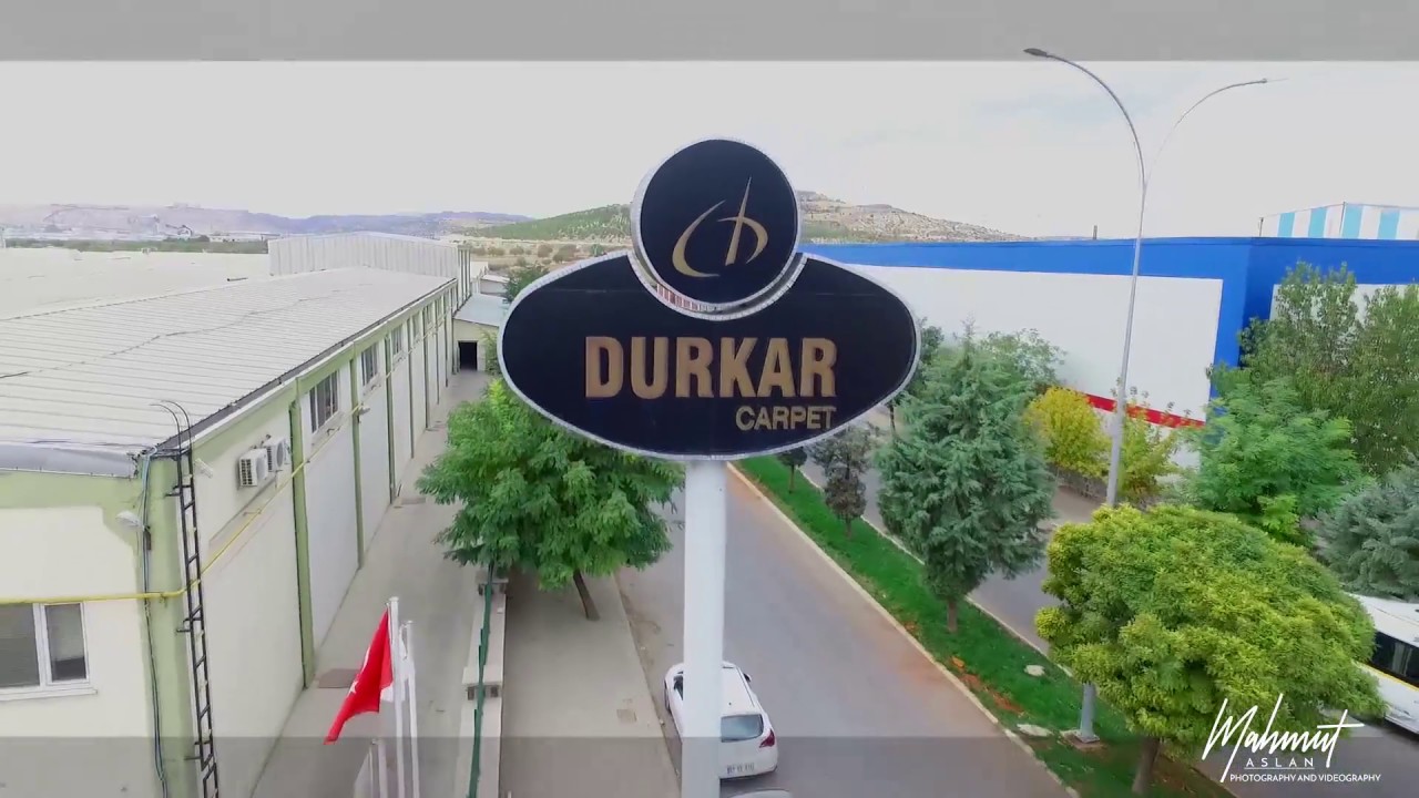  /></noscript></figure>
<p><!-- /wp:image --></p>
<p><!-- wp:paragraph --></p>
<p>It also operates in yarn production in its facilities. Durkar Carpet has a polypropylene heat-set yarn production capacity of 900 tons/month. PP Heatset has a rich colour and pattern range with Acrylic, Frize, Bamboo, Tencel, Polyester, Viscose yarns. The company also has an unlimited variety of sizes in many different qualities. Besides, it can meet all kinds of domestic and foreign customer needs. It also has its carpet design centre. Here, it carries out R&D and design projects.</p>
<p><!-- /wp:paragraph --></p>
<p><!-- wp:heading --></p>
<h2 id=